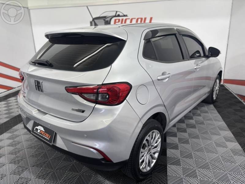 FIAT - ARGO 1.0 FIREFLY FLEX DRIVE MANUAL - 2021/2022 - PRATA - R$ 59.900,00