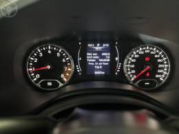 JEEP - RENEGADE 1.8 16V FLEX LONGITUDE 4P AUTOMÁTICO - 2019/2020 - CINZA - R$ 84.900,00