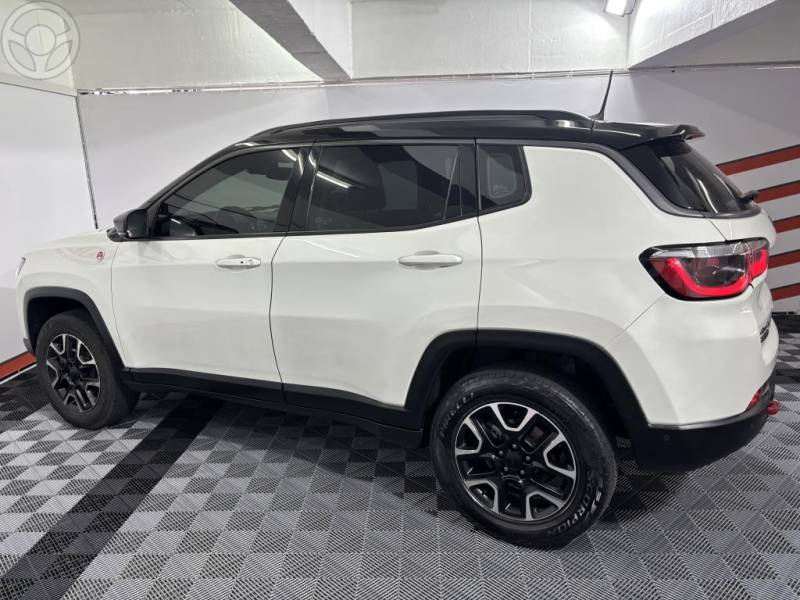JEEP - COMPASS 2.0 TRAILHAWK TD350 TURBO DIESEL 4X4 4P AUTOMÁTICO - 2021/2021 - BRANCA - R$ 126.900,00