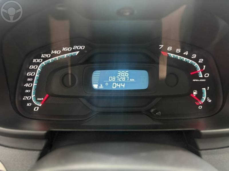 CHEVROLET - MONTANA 1.4 MPFI LS CS 8V FLEX 2P MANUAL - 2017/2018 - PRATA - R$ 54.900,00