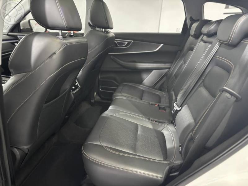 CHERY - TIGGO 1.6 TXS 16V TURBO 8 TGDI 4P AUTOMÁTICO - 2021/2022 - BRANCA - R$ 133.900,00