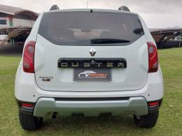 RENAULT - DUSTER - 2017/2018 - Branca - R$ 72.900,00