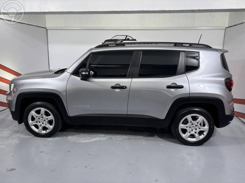 JEEP - RENEGADE 1.3 SPORT T270 16V TURBO FLEX 4P AUTOMÁTICO - 2023/2023 - PRATA - R$ 103.900,00
