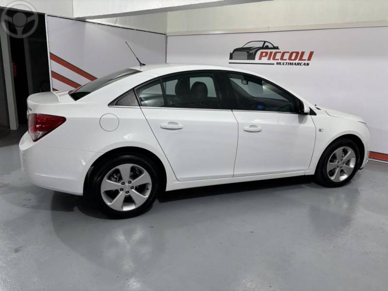 CHEVROLET - CRUZE 1.8 LT 16V FLEX 4P AUTOMÁTICO - 2014/2014 - BRANCA - R$ 61.900,00