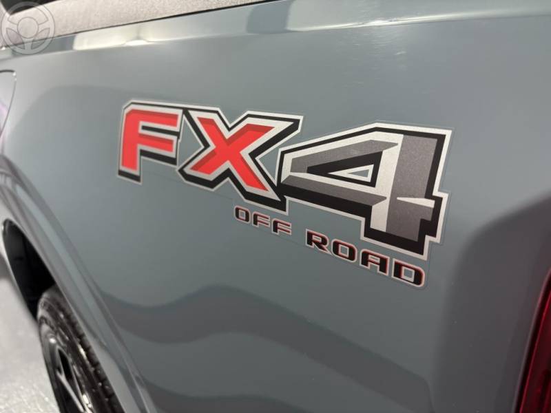 FORD - MAVERICK 2.0 LARIAT FX4 ECOBOOST AUTOMÁTICO - 2023/2023 - AZUL - R$ 177.900,00
