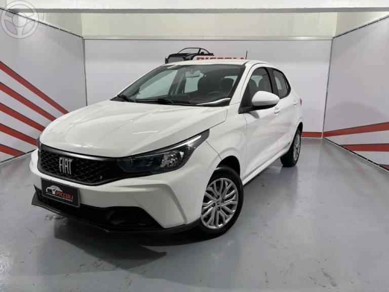 FIAT - ARGO 1.0 FIREFLY FLEX DRIVE MANUAL - 2023/2024 - BRANCA - R$ 69.900,00