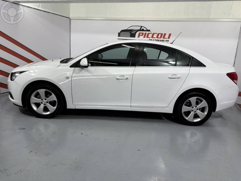 CHEVROLET - CRUZE 1.8 LT 16V FLEX 4P AUTOMÁTICO - 2014/2014 - BRANCA - R$ 61.900,00