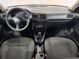 VOLKSWAGEN - GOLF 1.6 MI 8V 4P MANUAL - 2001/2001 - BEGE - R$ 26.900,00