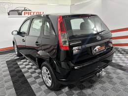 FORD - FIESTA 1.0 MPI HATCH 8V FLEX 4P MANUAL - 2012/2013 - PRETA - R$ 30.900,00