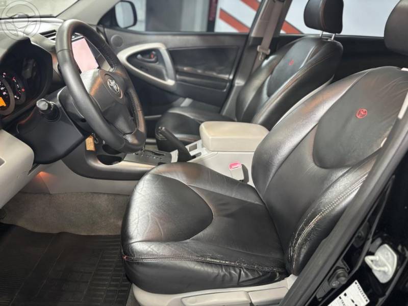 TOYOTA - RAV4 2.4 4X4 16V 4P AUTOMÁTICO - 2008/2008 - PRETA - R$ 63.900,00