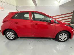 HYUNDAI - HB20 1.0 COMFORT PLUS 12V FLEX 4P MANUAL - 2014/2015 - VERMELHA - R$ 46.900,00