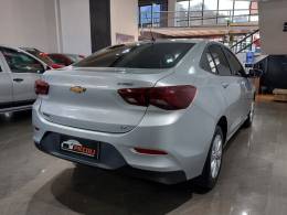 CHEVROLET - ONIX - 2021/2022 - Prata - R$ 83.900,00