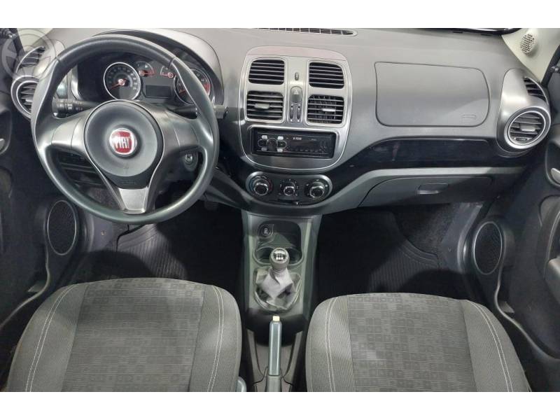 FIAT - PALIO 1.4 MPI ATTRACTIVE 8V FLEX 4P MANUAL - 2016/2017 - BRANCA - R$ 45.500,00