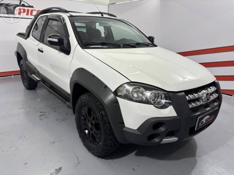 FIAT - STRADA 1.8 MPI ADVENTURE LOCKER CD 16V FLEX 2P MANUAL - 2011/2011 - BRANCA - R$ 54.900,00