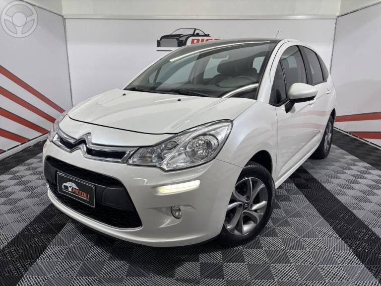 CITROËN - C3 1.5 TENDANCE 8V FLEX 4P MANUAL - 2012/2013 - BRANCA - R$ 38.900,00