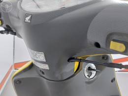 HONDA - BIZ 125 - 2008/2008 - AMARELA - R$ 8.400,00