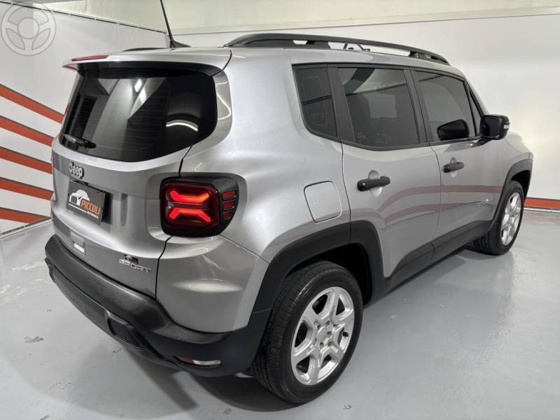 JEEP - RENEGADE 1.3 SPORT T270 16V TURBO FLEX 4P AUTOMÁTICO - 2023/2023 - PRATA - R$ 103.900,00