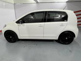 VOLKSWAGEN - UP 1.0 TSI MOVE UP 12V FLEX 4P MANUAL - 2016/2017 - BRANCA - R$ 62.900,00