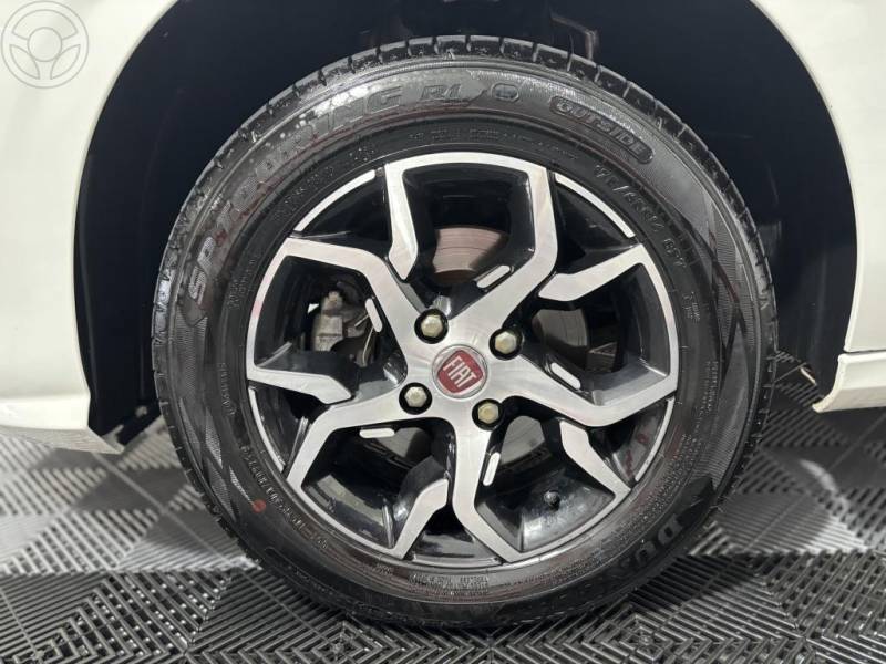 FIAT - ARGO 1.0 FIREFLY FLEX DRIVE MANUAL - 2018/2019 - BRANCA - R$ 54.900,00