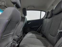 FIAT - PALIO 1.4 MPI ATTRACTIVE 8V FLEX 4P MANUAL - 2016/2017 - BRANCA - R$ 45.500,00