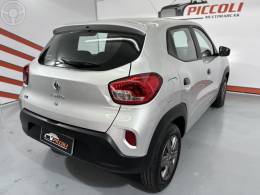 RENAULT - KWID 1.0 12V SCE FLEX ZEN MANUAL - 2023/2024 - PRATA - R$ 52.900,00