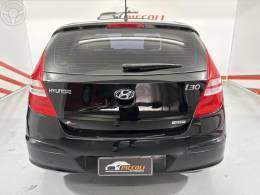 HYUNDAI - I30 2.0 MPFI GLS 16V 4P AUTOMÁTICO - 2010/2011 - PRETA - R$ 46.900,00