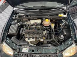 CHEVROLET - CORSA 1.6 MPFI GLS SEDAN 8V 4P MANUAL - 2000/2001 - VERDE - R$ 19.900,00