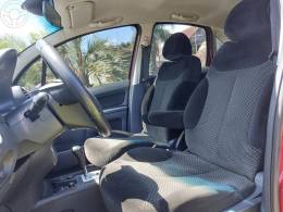 CITROËN - C3 1.6 EXCLUSIVE 16V FLEX 4P AUTOMÁTICO - 2011/2012 - VERMELHA - R$ 34.900,00