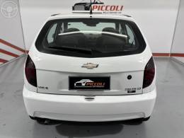 CHEVROLET - CELTA 1.0 MPFI LT 8V FLEX 4P MANUAL - 2013/2014 - BRANCA - R$ 34.900,00