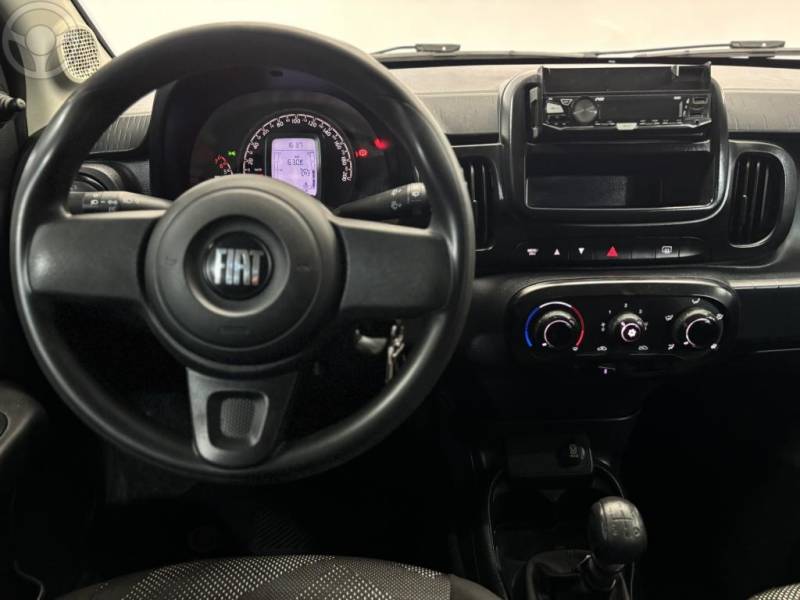 FIAT - MOBI 1.0 8V EVO FLEX LIKE. MANUAL - 2022/2023 - BRANCA - R$ 52.900,00