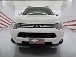 MITSUBISHI - OUTLANDER 3.0 GT 4X4 V6 24V 4P AUTOMÁTICO - 2014/2014 - BRANCA - R$ 75.900,00