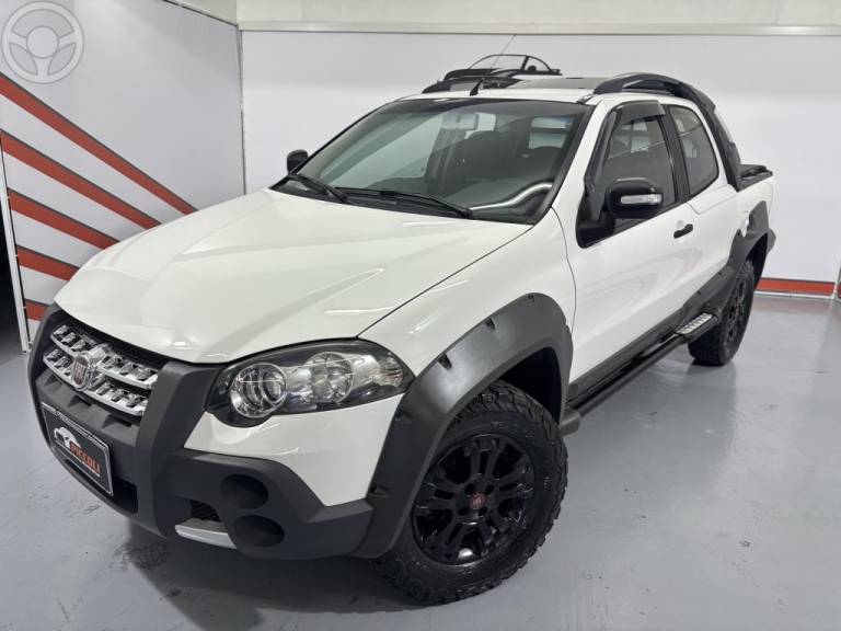 FIAT - STRADA 1.8 MPI ADVENTURE LOCKER CD 16V FLEX 2P MANUAL - 2011/2011 - BRANCA - R$ 53.900,00
