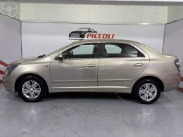 CHEVROLET - COBALT 1.8 MPFI LTZ 8V FLEX 4P MANUAL - 2013/2013 - BEGE - R$ 44.900,00