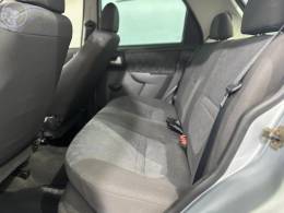 CHEVROLET - CELTA 1.0 MPFI SUPER 8V FLEX 4P MANUAL - 2007/2008 - PRATA - R$ 23.900,00