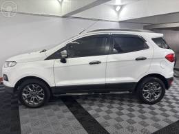 FORD - ECOSPORT 1.6 FREESTYLE 8V FLEX 4P MANUAL - 2013/2014 - BRANCA - R$ 55.900,00