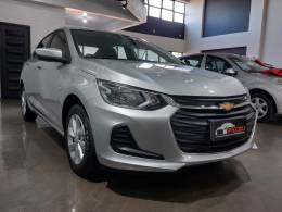 CHEVROLET - ONIX - 2021/2022 - Prata - R$ 83.900,00