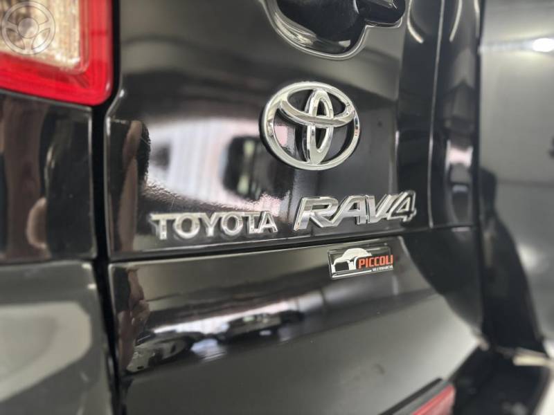 TOYOTA - RAV4 2.4 4X4 16V 4P AUTOMÁTICO - 2008/2008 - PRETA - R$ 63.900,00