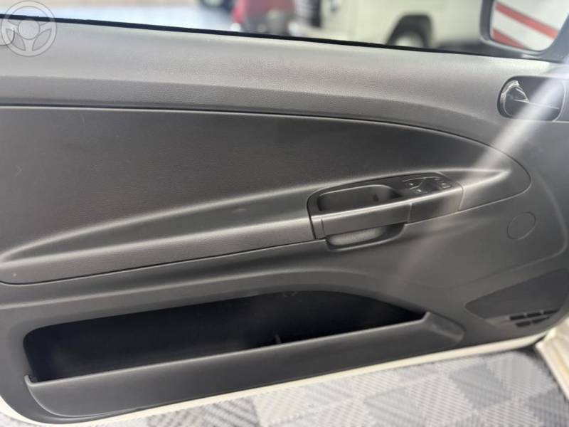 VOLKSWAGEN - SAVEIRO 1.6 MSI ROBUST CS 8V FLEX 2P MANUAL - 2023/2023 - BRANCA - R$ 73.900,00