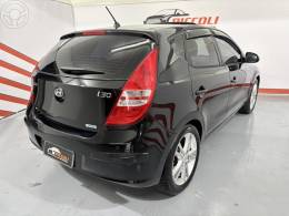HYUNDAI - I30 2.0 MPFI GLS 16V 4P AUTOMÁTICO - 2010/2011 - PRETA - R$ 46.900,00