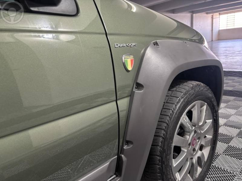 FIAT - PALIO 1.8 MPI ADVENTURE LOCKER WEEKEND 8V FLEX 4P AUTOMATIZADO - 2014/2015 - VERDE - R$ 47.900,00