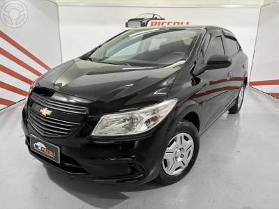 CHEVROLET - ONIX 1.0 MPFI LS 8V FLEX 4P MANUAL - 2014/2015 - PRETA - R$ 40.900,00