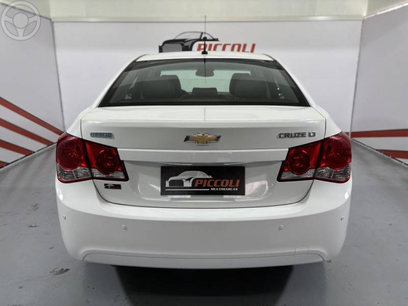 CHEVROLET - CRUZE 1.8 LT 16V FLEX 4P AUTOMÁTICO - 2014/2014 - BRANCA - R$ 61.900,00