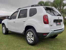 RENAULT - DUSTER - 2017/2018 - Branca - R$ 72.900,00