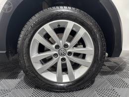 VOLKSWAGEN - FOX 1.0 MPI TRENDLINE 12V FLEX 4P MANUAL - 2016/2016 - BRANCA - R$ 55.500,00