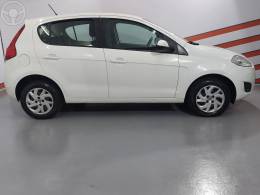 FIAT - PALIO 1.4 MPI ATTRACTIVE 8V FLEX 4P MANUAL - 2016/2017 - BRANCA - R$ 47.900,00