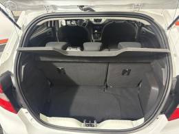 FORD - KA 1.0 SE PLUS 12V FLEX 4P MANUAL - 2016/2017 - BRANCA - R$ 41.900,00