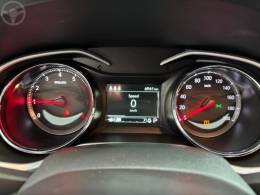 CHEVROLET - ONIX 1.0 PREMIER II 12V TURBO FLEX 4P AUTOMÁTICO - 2024/2025 - BRANCA - R$ 108.900,00