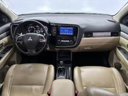 MITSUBISHI - OUTLANDER 3.0 GT 4X4 V6 24V 4P AUTOMÁTICO - 2014/2014 - BRANCA - R$ 76.900,00