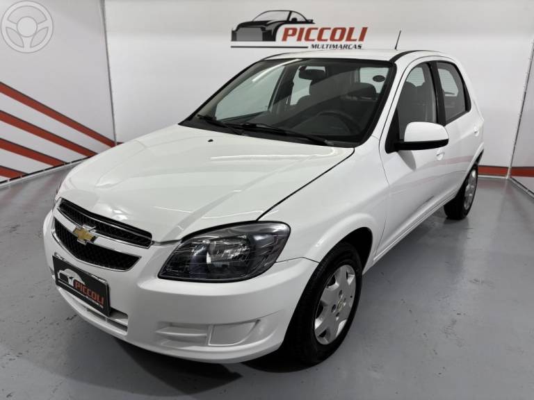 CHEVROLET - CELTA 1.0 MPFI VHC SPIRIT 8V FLEX 4P MANUAL - 2013/2014 - BRANCA - R$ 35.500,00