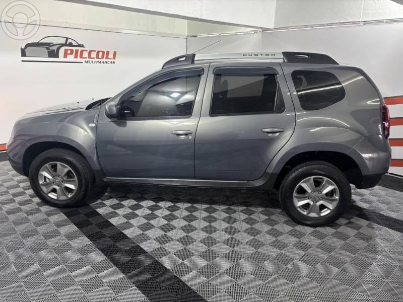 RENAULT - DUSTER 2.0 DYNAMIQUE 4X2 16V FLEX 4P AUTOMÁTICO - 2018/2019 - CINZA - R$ 75.900,00